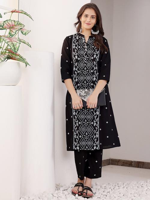 women three quarter sleeve kurta pant set - 21686452 - Very Small Image - 1