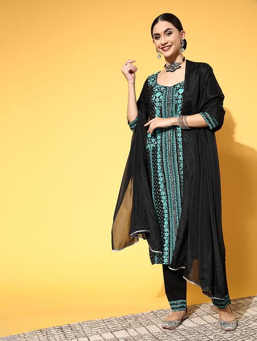 women embroidered three quarter sleeve kurta pant with dupatta set - 21715957 - Very Small Image - 1