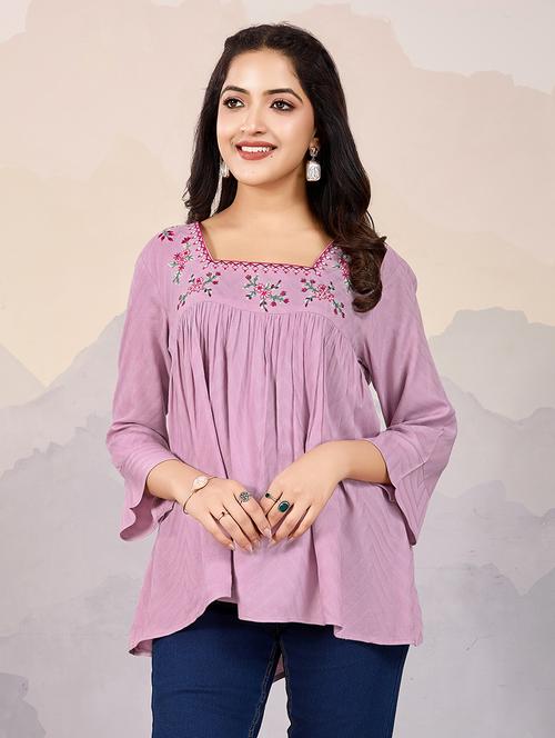 women square neck embroidered line top - 21721887 - Very Small Image - 1