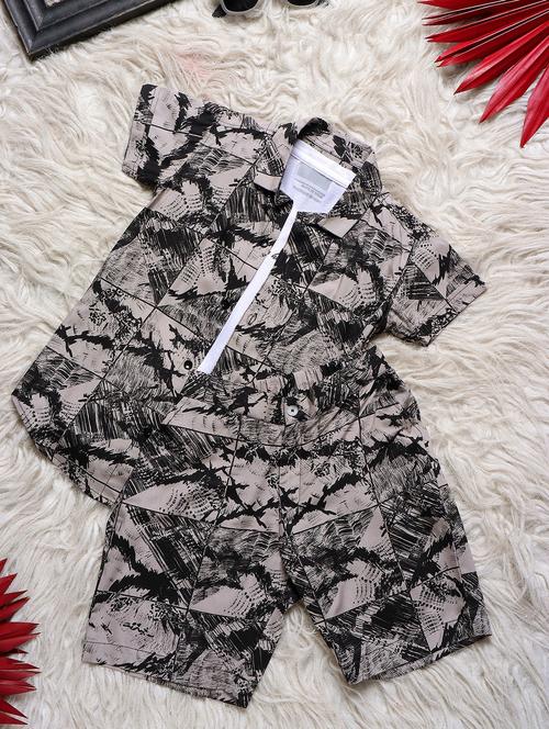 boys printed short sleeves co-ords set - 21750852 - Very Small Image - 1