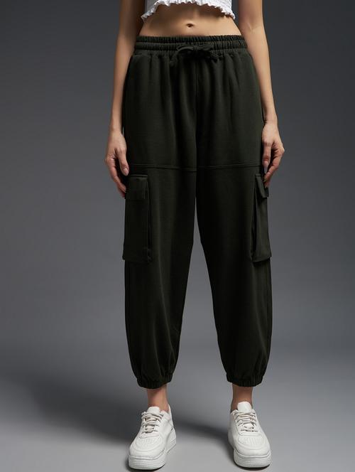 women solid mid rise cargo - 21762330 - Very Small Image - 1