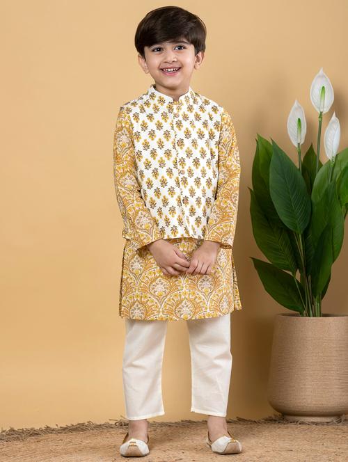 Boys Printed Long Sleeves Kurta Pyjama With Jacket Set - 21766929 - Very Small Image - 1