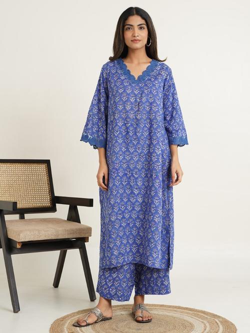 women three quarter sleeve kurta palazzo set - 21853449 - Very Small Image - 1