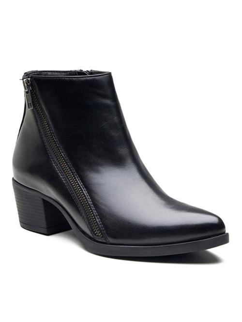 women black ankle length boot - 21854958 - Very Small Image - 1