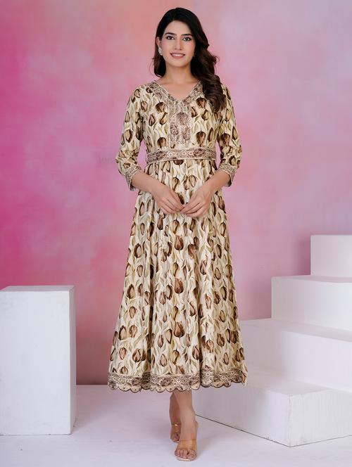 women floral three quarter sleeve flared ethnic dress - 21905853 - Very Small Image - 1