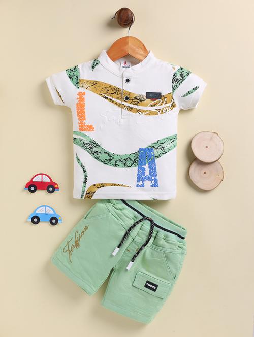 boys printed t-shirt & short co-ord set - 21931997 - Very Small Image - 1