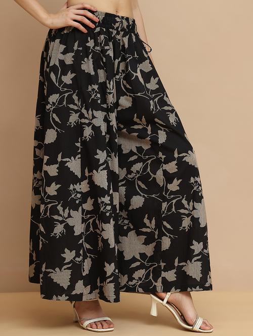 women floral printed mid rise flared palazzo - 21940417 - Very Small Image - 1