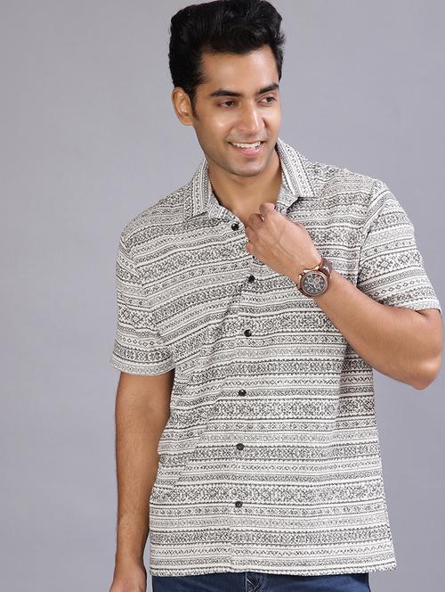 men printed collared short sleeve regular fit shirt - 21943729 - Very Small Image - 1