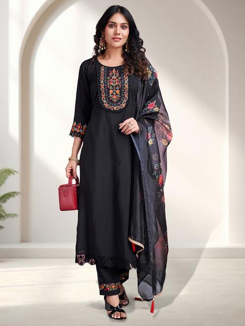 women three quarter sleeve kurta pant with dupatta set - 21948541 - Very Small Image - 1