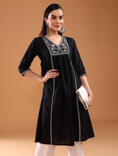 women embroidered three quarter sleeve a-line kurta  - 21956348 - Very Small Image - 1