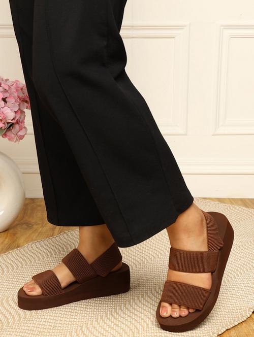 women brown back strap sandal - 21958485 - Very Small Image - 1