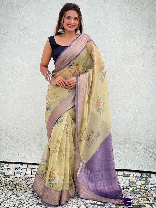 women floral printed bordered saree with blouse - 21965052 - Very Small Image - 1