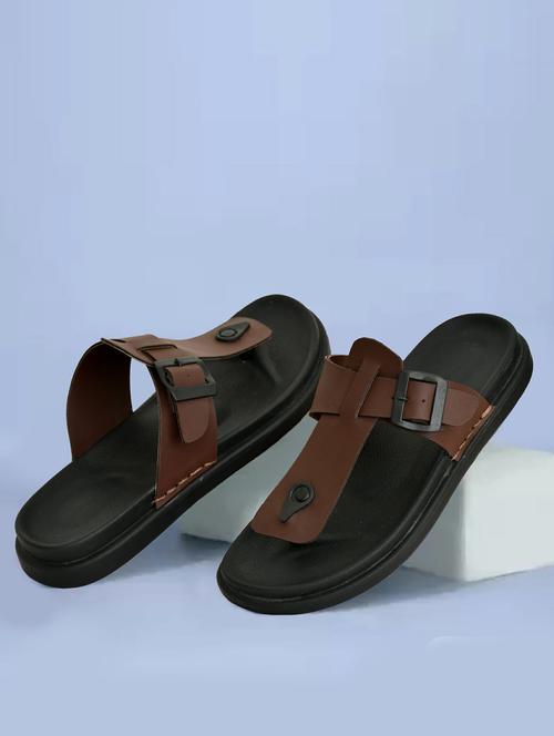 men solid toe separator sandal - 21966215 - Very Small Image - 1