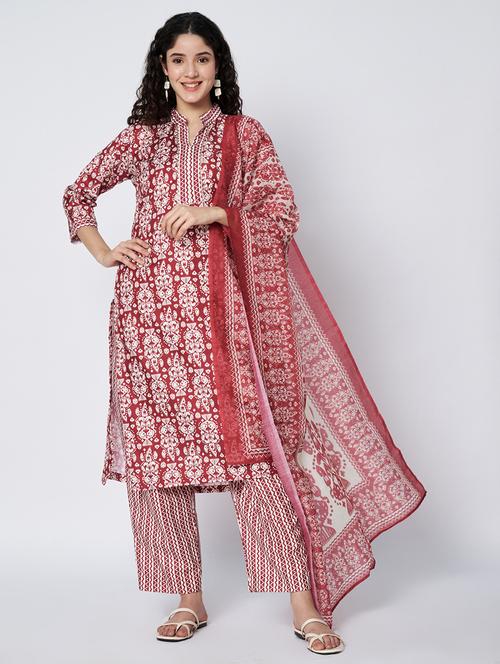 women three quarter sleeve kurta pant with dupatta set - 21967107 - Very Small Image - 1