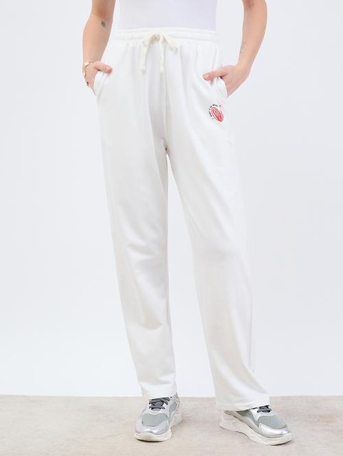 women solid mid rise relaxed fit track pant - 21971654 - Very Small Image - 1