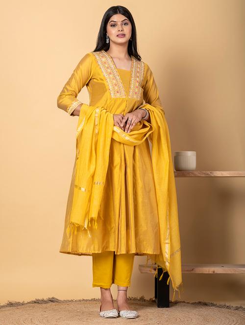 women three quarter sleeve kurta pant with dupatta set - 21972315 - Very Small Image - 1