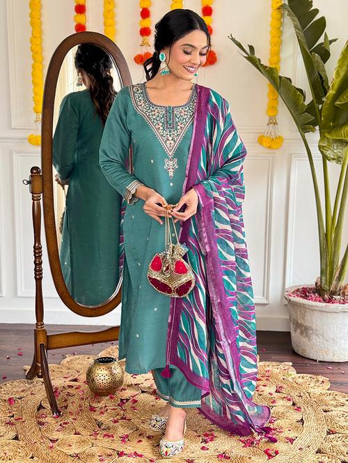 women three quarter sleeve kurta pant with dupatta set - 21976523 - Very Small Image - 1
