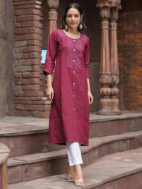 women solid three quarter sleeve straight kurta - 22035238 - Very Small Image - 1