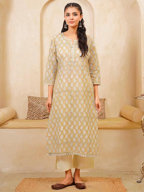 women printed three quarter sleeve straight kurta - 22040892 - Very Small Image - 1