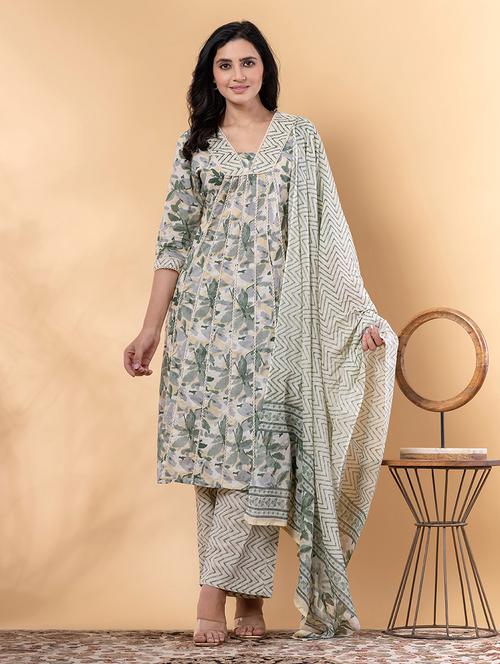 women three quarter sleeve kurta and pant with dupatta  - 22058309 - Very Small Image - 1