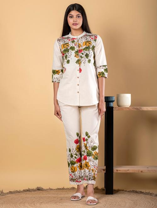 women three quarter sleeve regular fit ethnic co-ord set - 22058674 - Very Small Image - 1