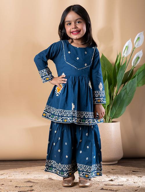 Girls Printed Kurta And Sharara Set - 22074259 - Very Small Image - 1