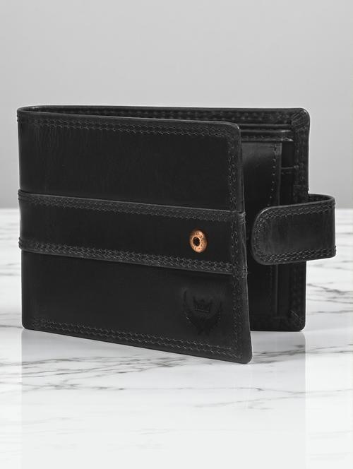 men's leather black bi-fold wallet - 22101781 - Very Small Image - 1