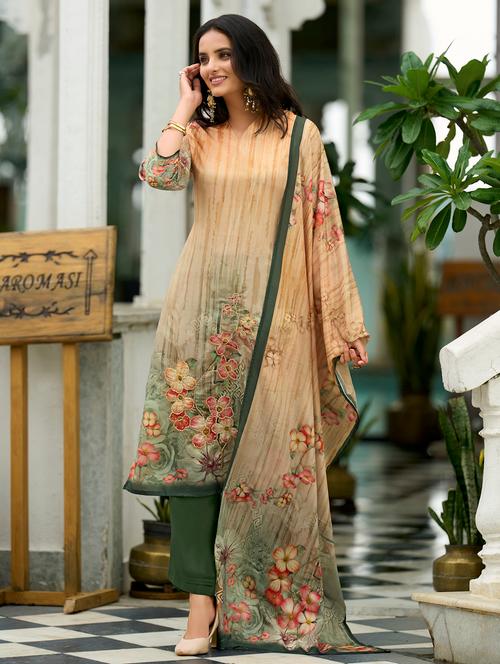 women printed three quarter sleeve kurta pant with dupatta set - 22140793 - Very Small Image - 1