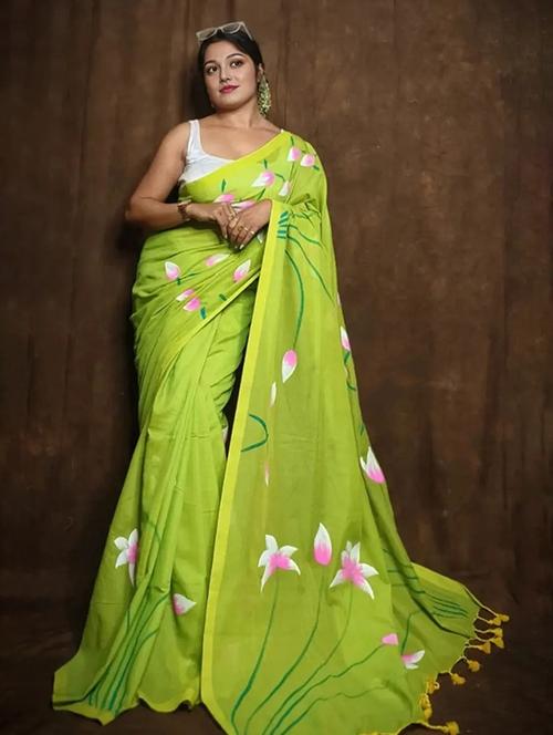 Women Floral Printed Saree With Blouse - 22186342 - Very Small Image - 1