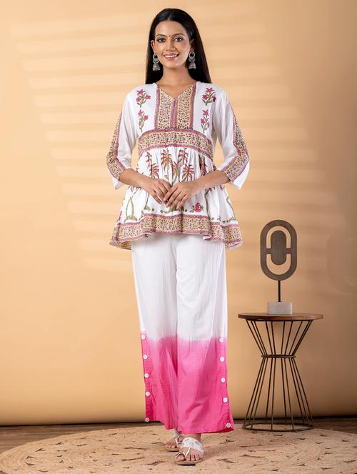 Women Printed Three Quarter Sleeve Ethnic Co-ord Set - 22187649 - Very Small Image - 1