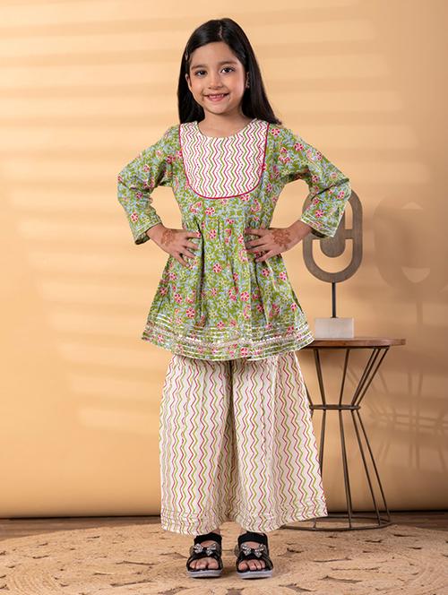 Green Cotton Suit Set - 22187750 - Very Small Image - 1