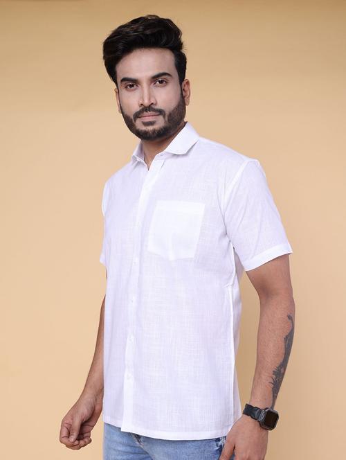 Men Solid Short Sleeve Regular Fit Casual Shirt - 22228122 - Very Small Image - 1
