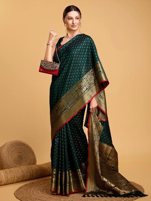 women self design banarasi saree with blouse - 22274024 - Very Small Image - 1