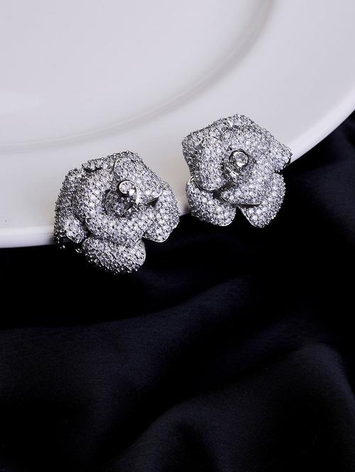 women brass floral studs earring - 22277915 - Very Small Image - 1