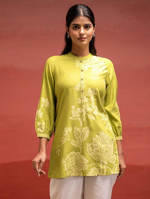 women floral printed three quarter sleeve ethnic top - 22279250 - Very Small Image - 1