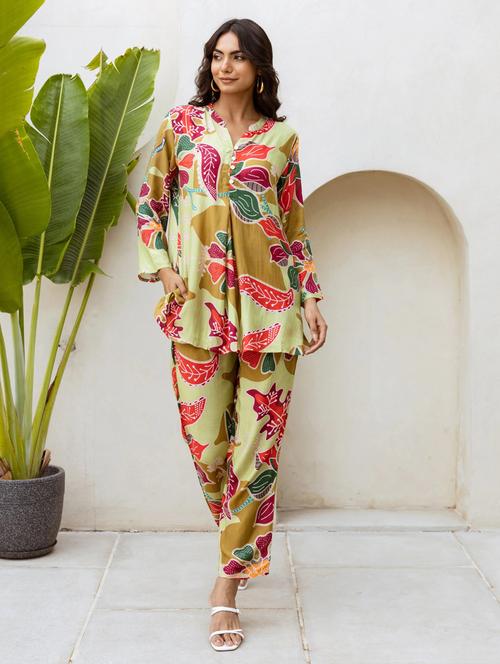 women printed top and trouser co-ord set - 22282047 - Very Small Image - 1