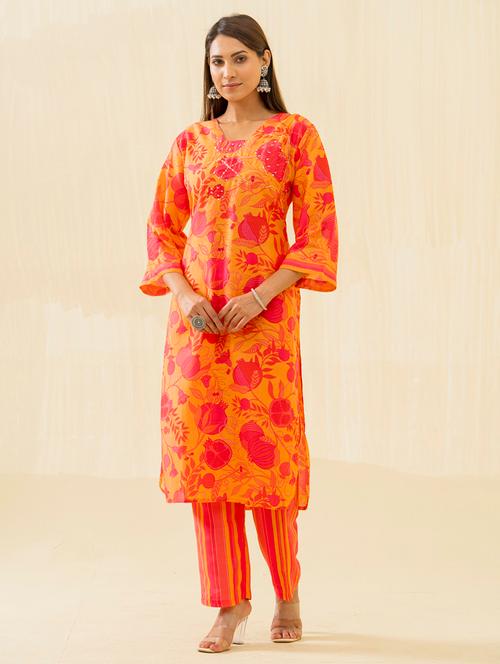 women floral three quarter sleeve kurta pant set - 22282182 - Very Small Image - 1