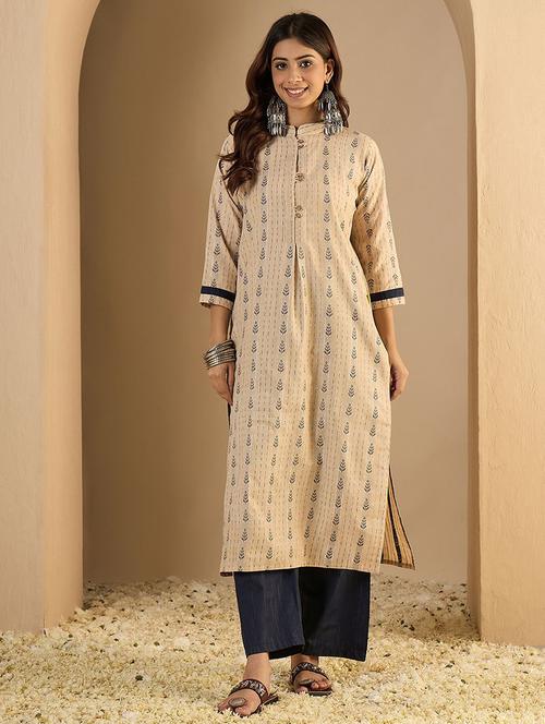 women self design three quarter sleeve kurta pant set - 22322372 - Very Small Image - 1
