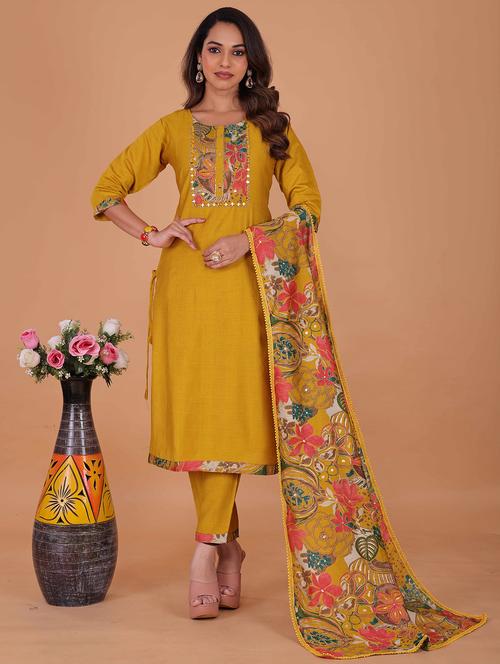women solid three quarter sleeve kurta pant with dupatta set - 22338064 - Very Small Image - 1