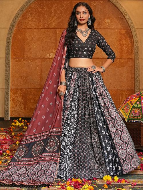 Women Printed Flared Semi-stitched Lehenga - 22389703 - Very Small Image - 1