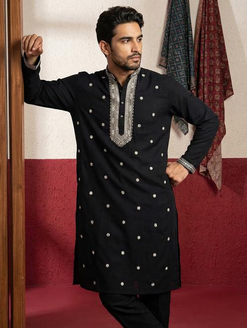 men solid with work mandarin neck long kurta - 22395557 - Very Small Image - 1