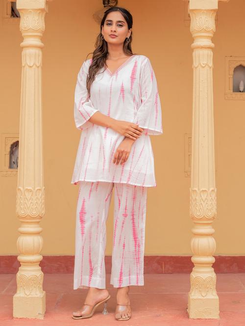 women printed co-ord set - 22472979 - Very Small Image - 1