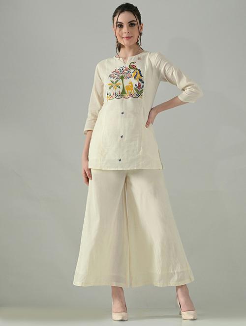 Women Embroidered Notch Neck Top And Palazzo Co-ord Set - 22494856 - Very Small Image - 1