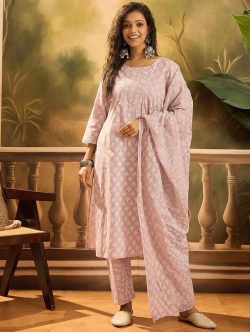 women printed three quarter sleeve kurta pant with dupatta set - 22513518 - Very Small Image - 1