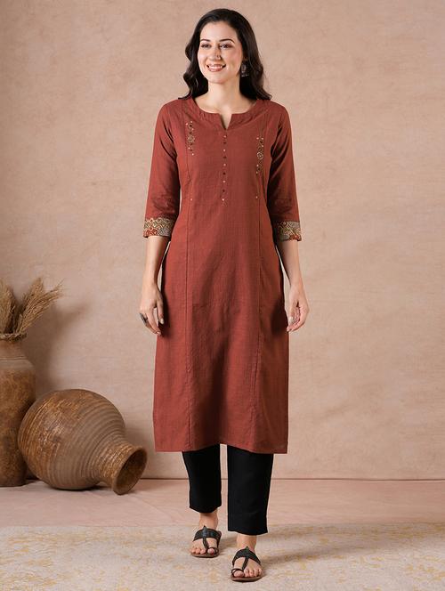 Women Embroidered Three Quarter Sleeves Straight Kurta - 22601141 - Very Small Image - 1