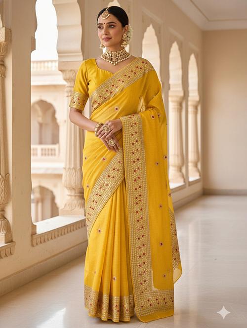 Women Checkered Kota Doria Saree With Blouse - 22615512 - Very Small Image - 1