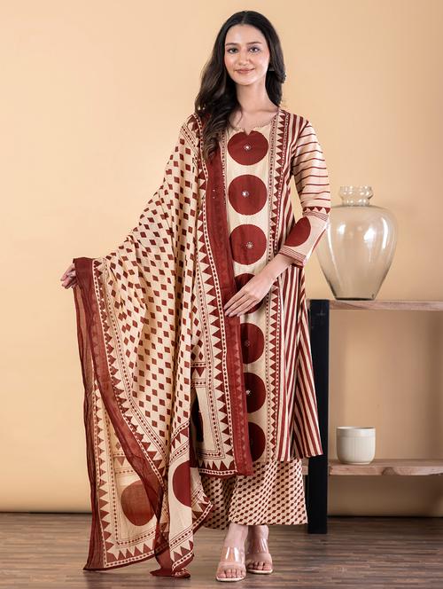 Women Printed Three Quarter Sleeves Kurta Pant Set With Dupatta - 22664568 - Very Small Image - 1