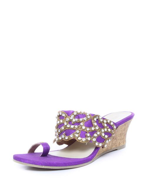 Antique Zari Work Wedges - 47877 - Very Small Image - 1