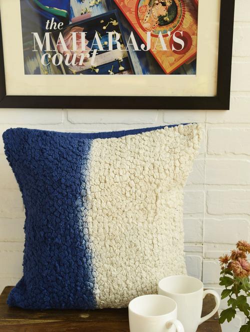 blue&white pile cushion cover - 53322 - Very Small Image - 1