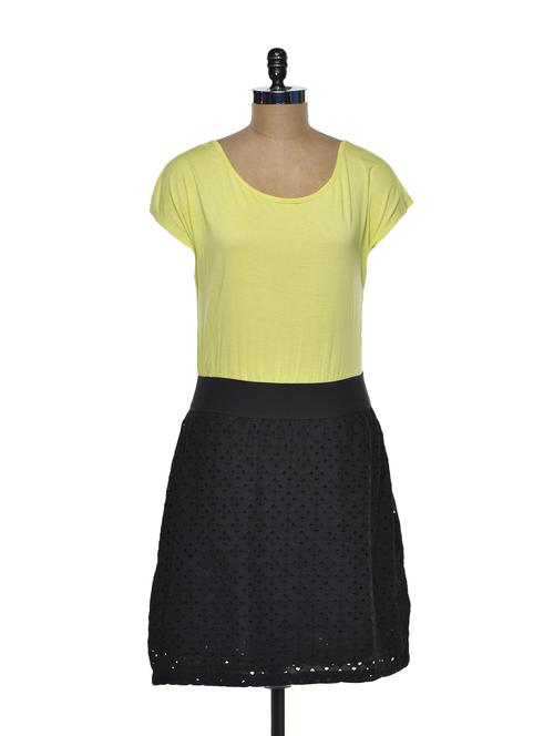 Hip lime green lace combo dress - 74466 - Very Small Image - 1